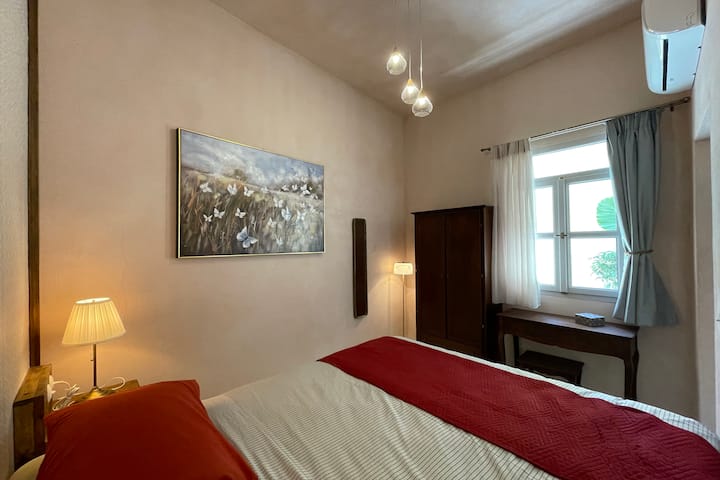 удобна спална соба. % {smart.60x2.00m душек бидејќи големината е важна!