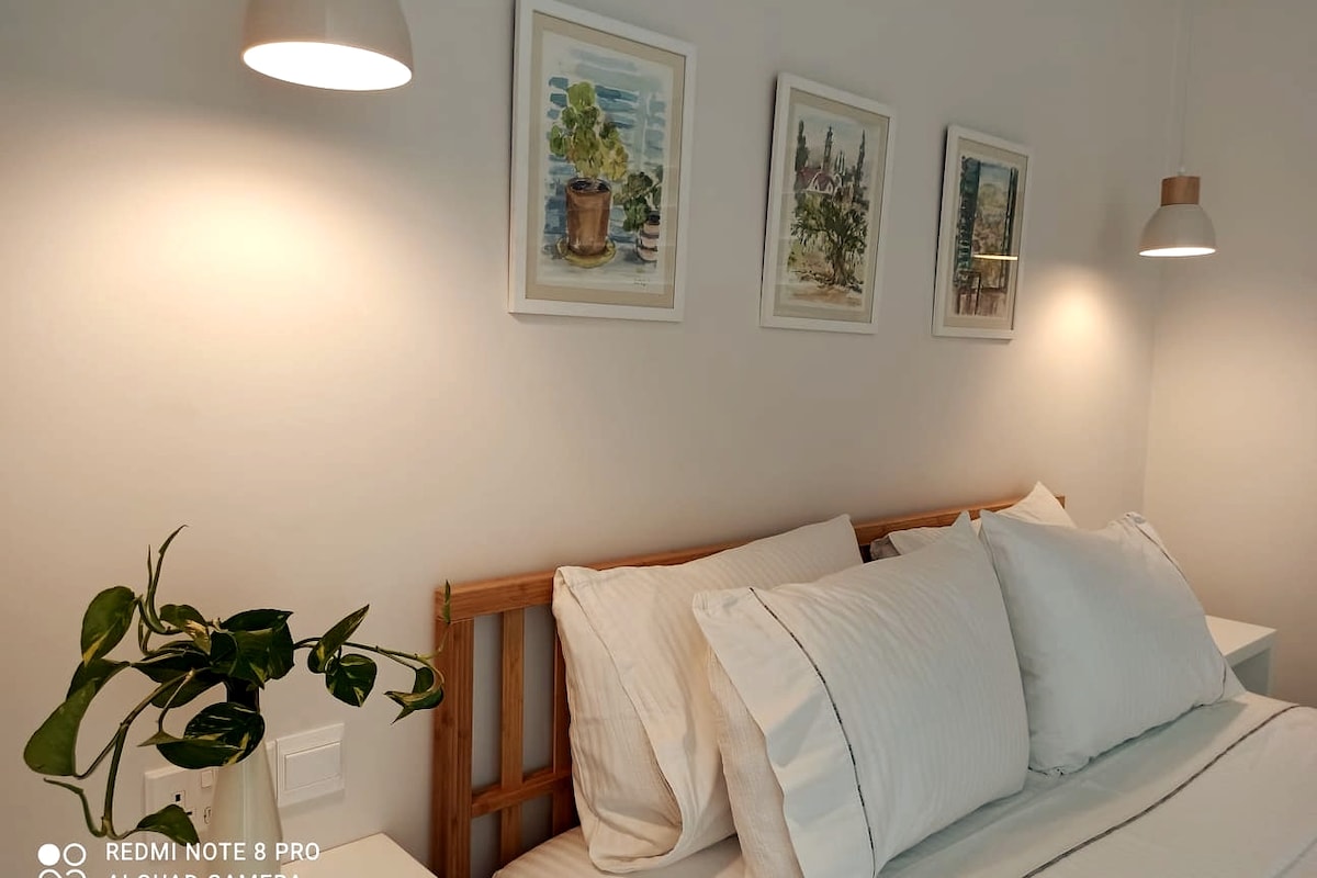 Събудете се така! Удобно двойно легло до морето - слушайте звуците на вълните!