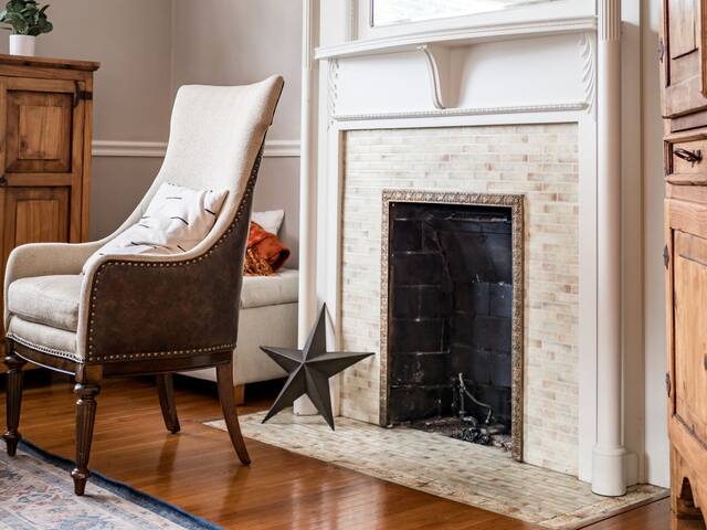 5 Bed, German Village Home on Schiller Park gallery image 5