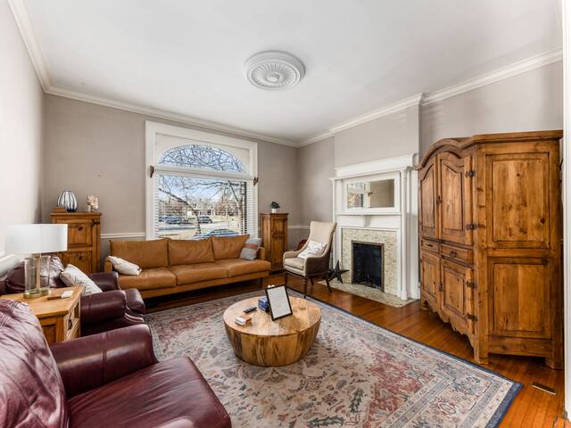 5 Bed, German Village Home on Schiller Park gallery image 2