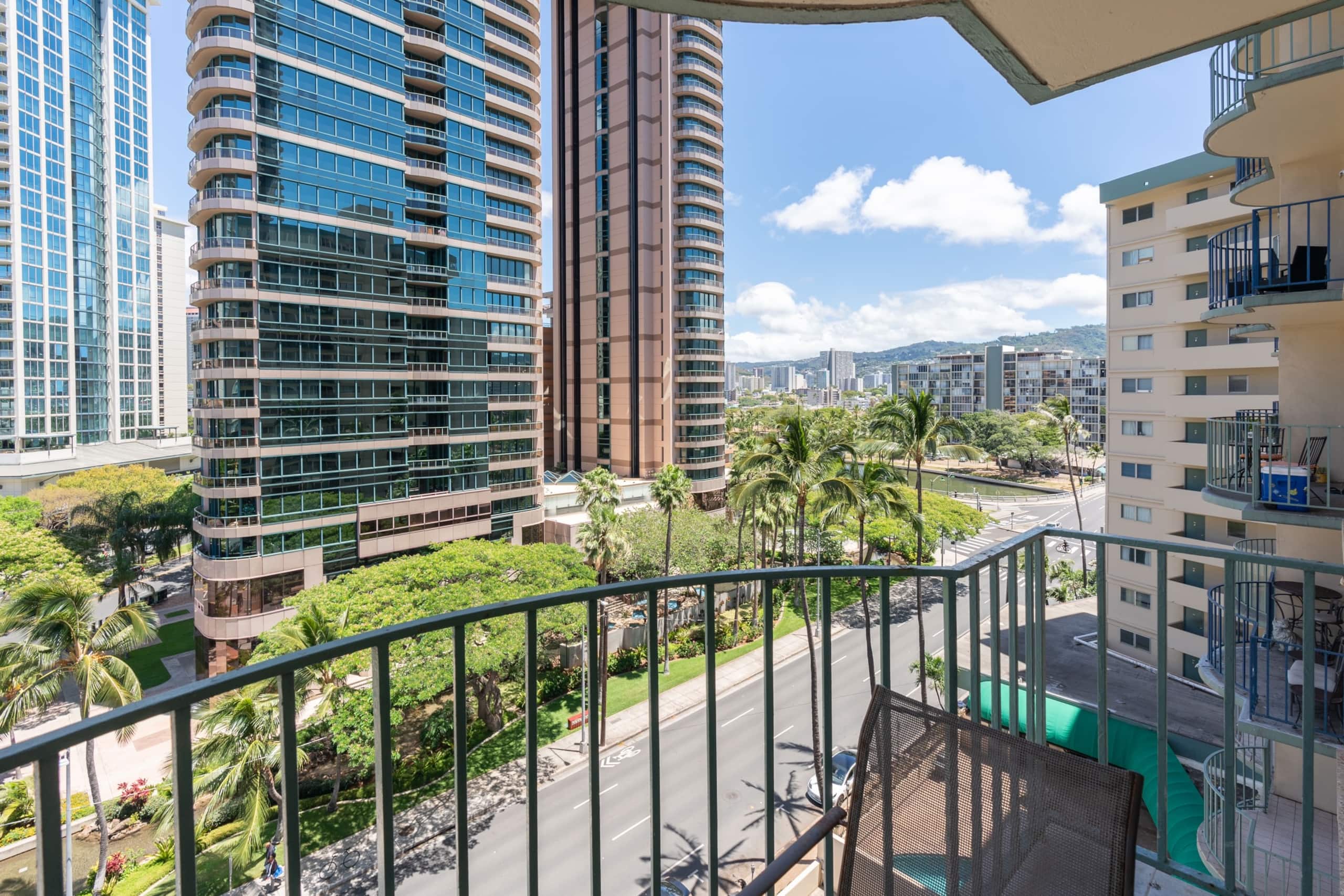 Royal Aloha Waikiki 2 bedroom WiFi Kitchen 809 - Image 26