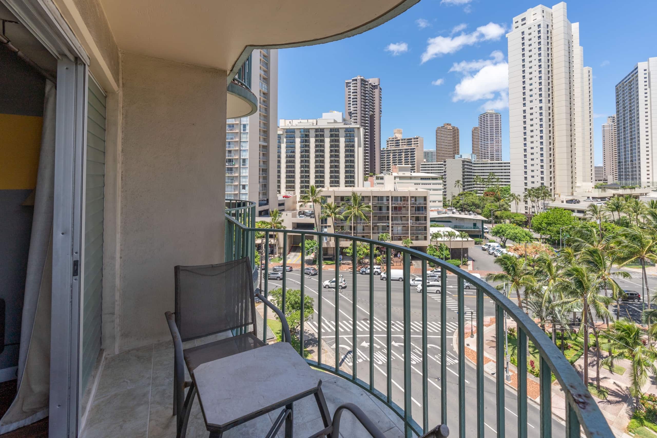Royal Aloha Waikiki 2 bedroom WiFi Kitchen 809 - Image 25