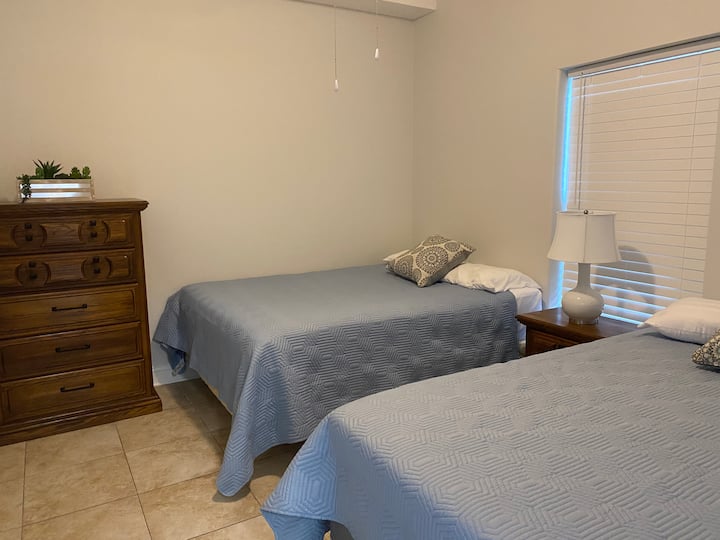 Neues Dekor ZWEI NEUE SOFAS - ATEMBERAUBENDE AUSSICHT AUF DAS MEER - Airbnb