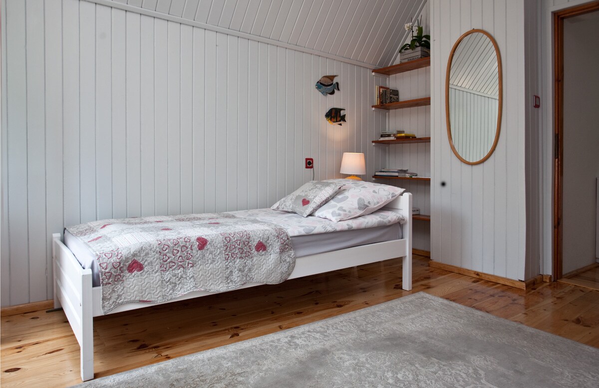 спална соба 2 - два единечни кревета 