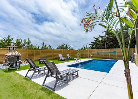 Oceanfront/pool/4 kings/pet friendly/renovated