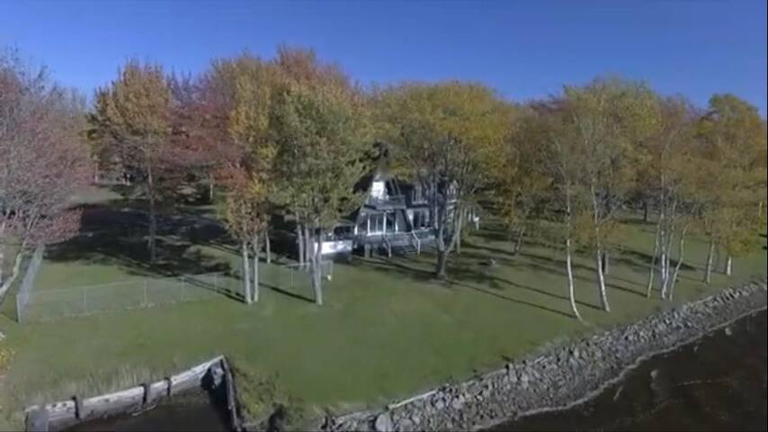 The Lake House on Square Lake gallery image 2