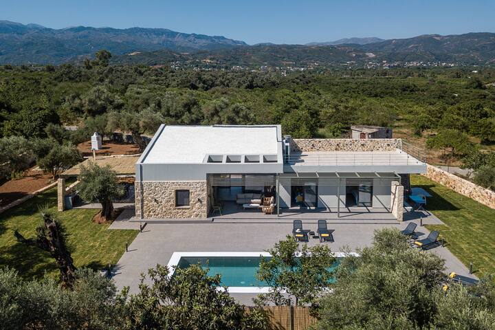 Athena Elea: Private villa in nature near Chania gallery image 4