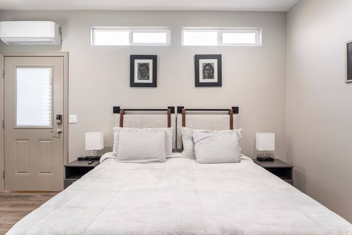 INDIGO OASIS in the Las Vegas desert gallery image 5