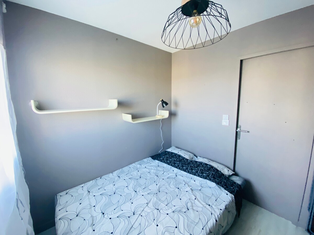 ห้องพร้อม 1 เตียงขนาด 140x200