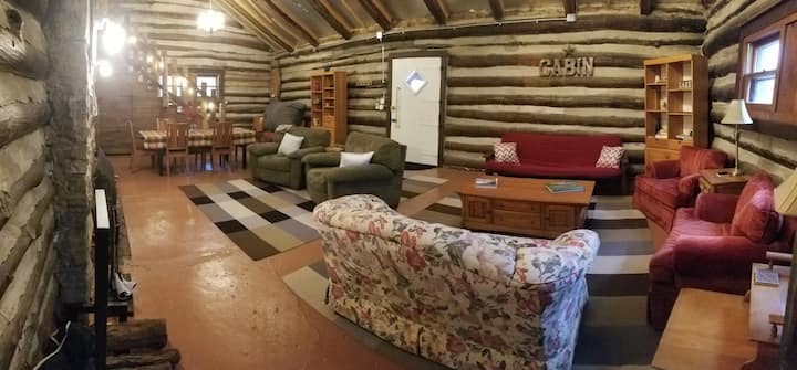 Rustic Lake Cabin In Blacksburg, Virginia - Blacksburg, VA