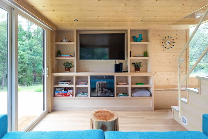 Modern Catskills Cabin - Woodstock