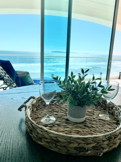 Top Airbnb: Mar y Sol – Las Olas Sirena – Lovely Beachfront Condo in Playas De Rosarito