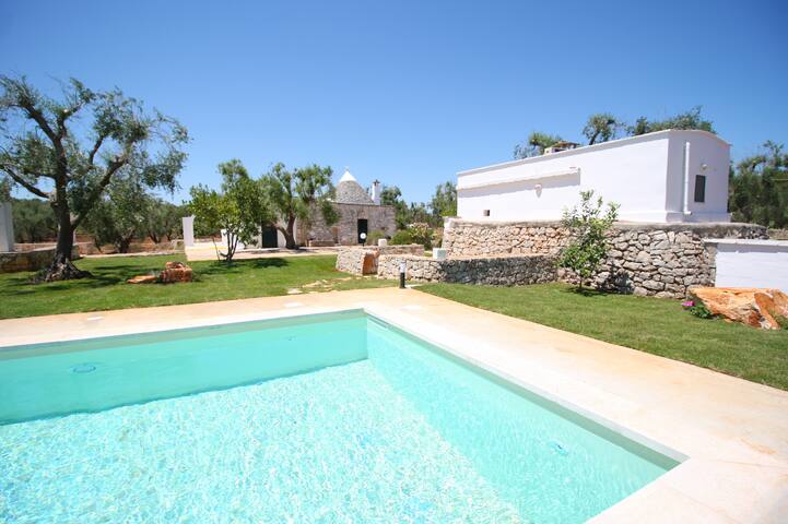 Trullo Maria Teresa – private swimming pool gallery image 2