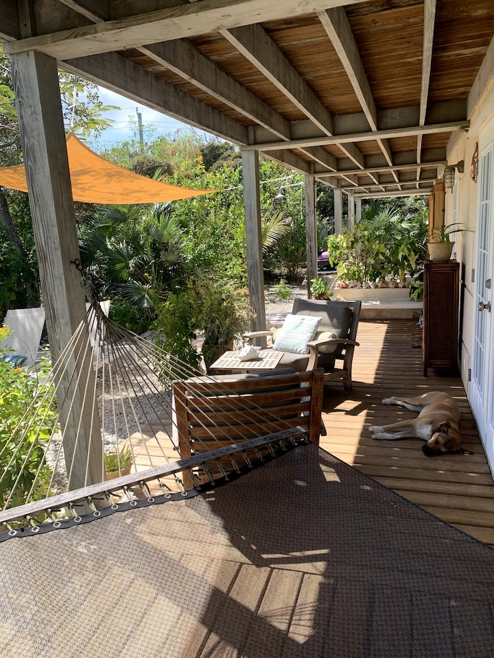 The Old Beach House Apartments for Rent in Providenciales, Turks and