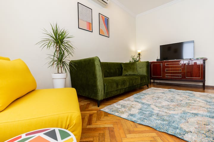Modern Hideaway In Old Town - Batoumi
