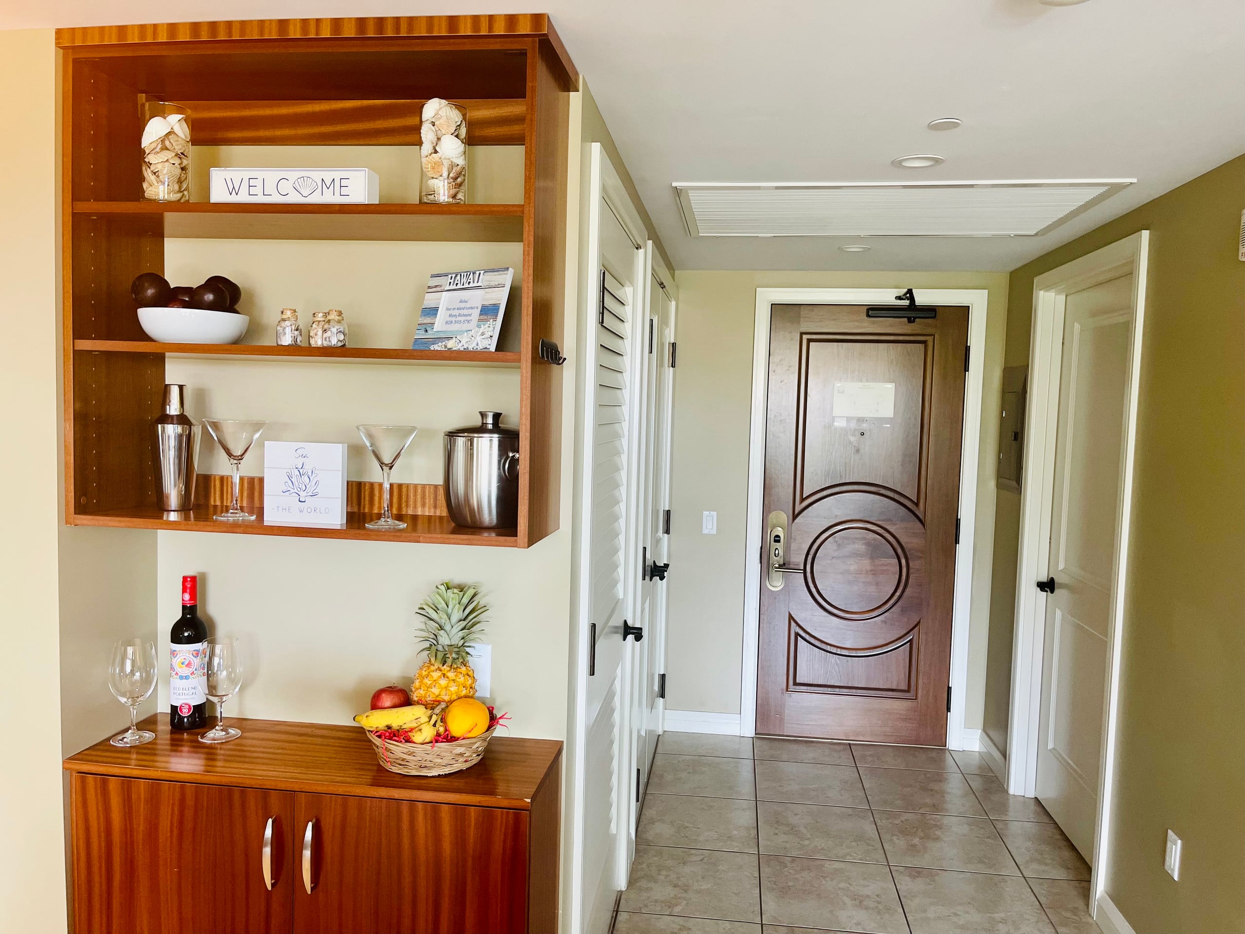 Condo in Lahaina · ★4.96 · 2 bedrooms · 3 beds · 2 baths - Image 11