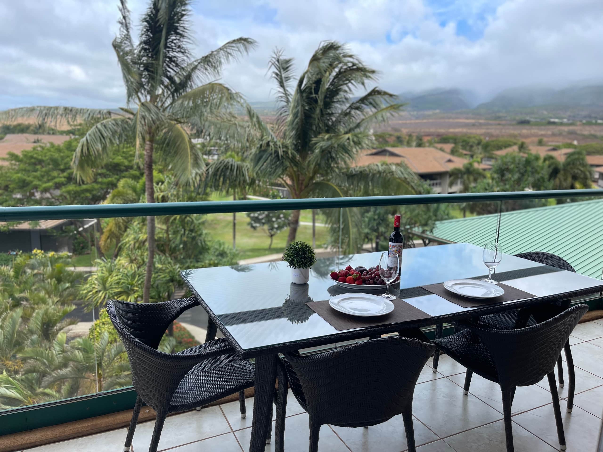 Condo in Lahaina · ★4.96 · 2 bedrooms · 3 beds · 2 baths - Image 13