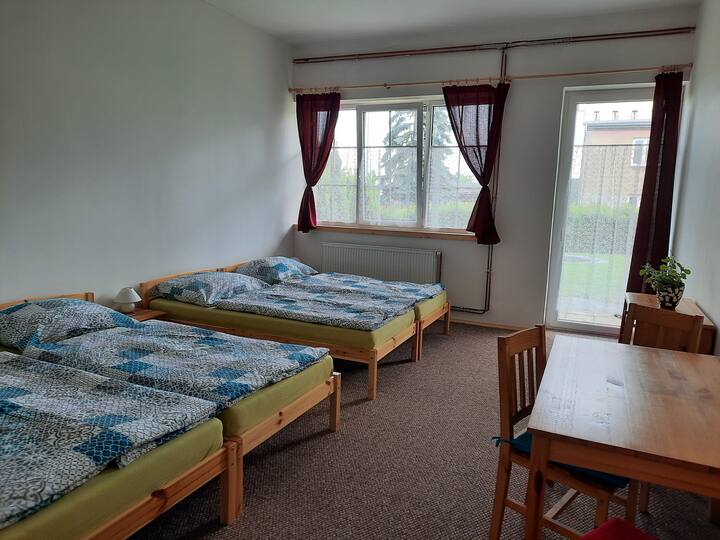 Dhomë gjumi 4