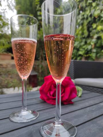 Agradable casa rural con piscina y gran jardín gallery image 3