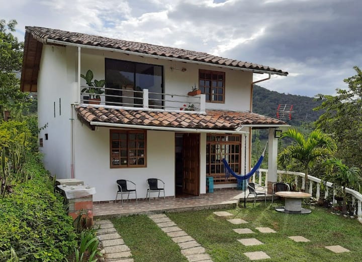 House Near Medellin, Mountain View Bird Watching - Barbosa
