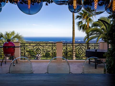 Villa Maxima/5*+ with Gym/Spa/Wine/Photostudio