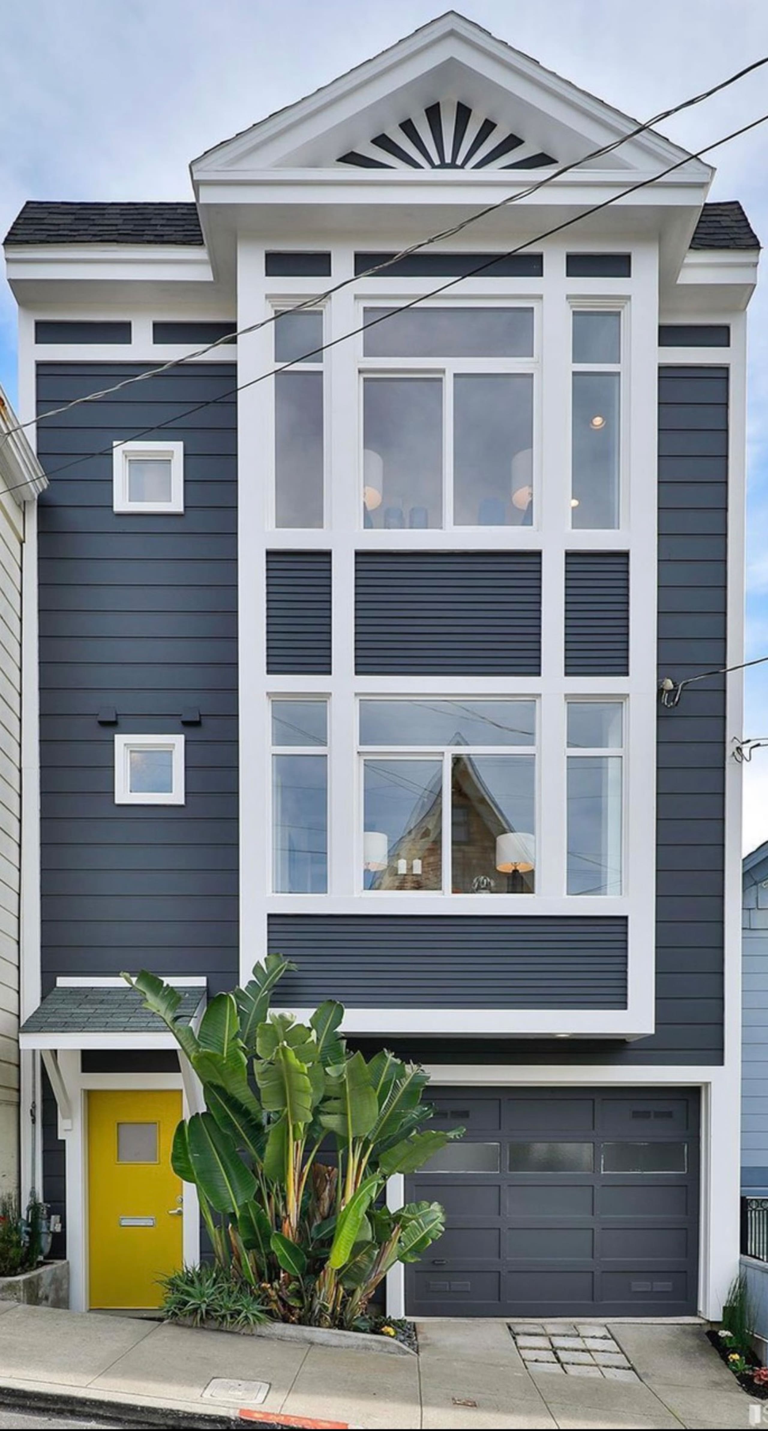 Home in San Francisco · ★4.92 · 3 bedrooms · 3 beds · 3 baths - Image 20