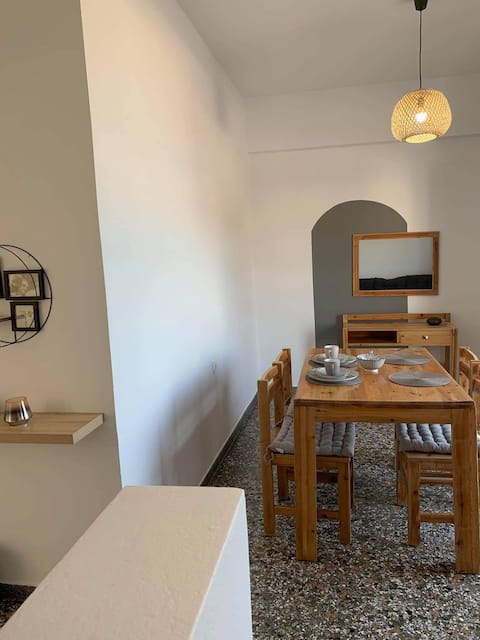 Top Airbnb: "8 Waves" Varsamas in Περιφερειακή Ενότητα Ηρακλείου