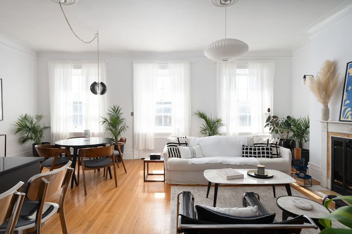 Mid-Century APT 2BRD + Private Terrace