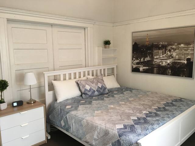 Kings Landing! gallery image 2