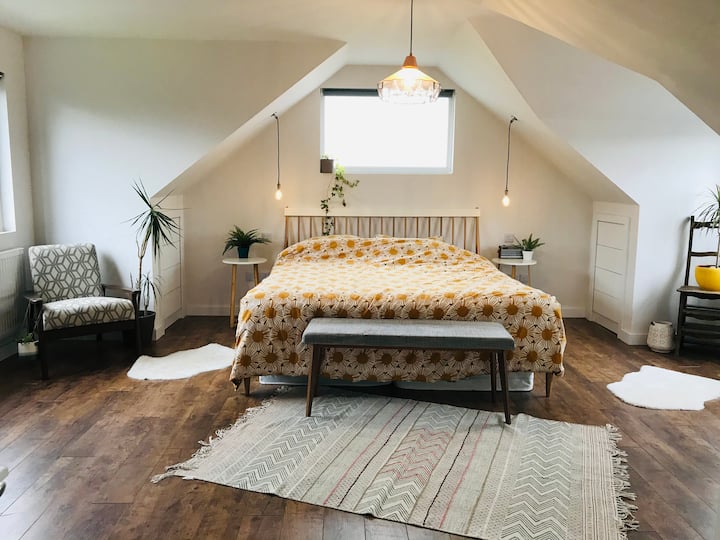 חדר שינה ראשי.