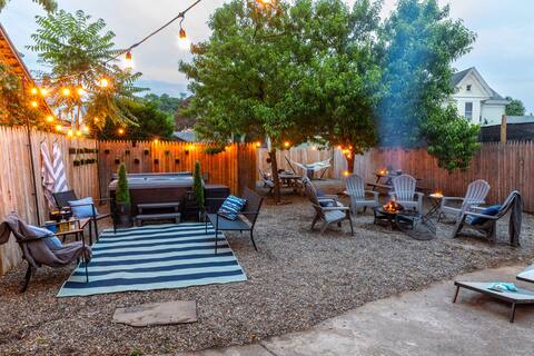 Hot Tub - Hammock- Games - Grill - Large Colonial