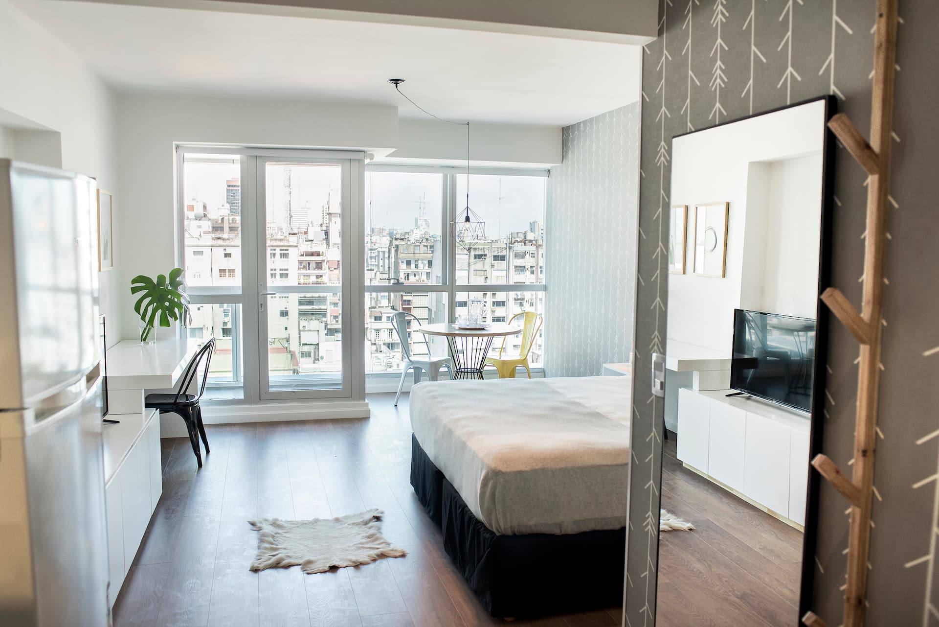 Квартира-студия 35 m² с бассейном и спортзалом в Retiro