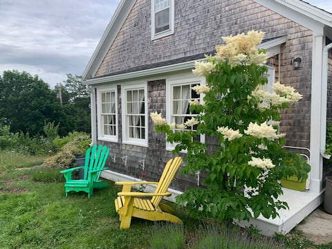 Charming Chester cottage steps from Nordic spa