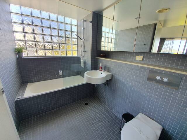 The Love Nest – Luxury Beach Retreat at Hawks Nest gallery image 5