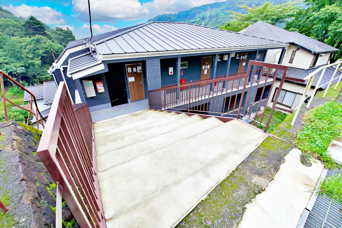 人気の箱根エリア＊箱根湯本駅から1駅隣＊入生田駅徒歩4分＊2LDK＊駐 