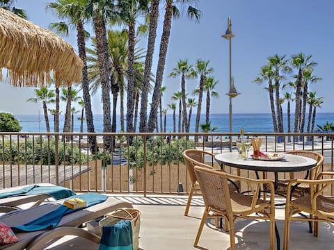 Tropical Beach, new, beachfront,  free parking
