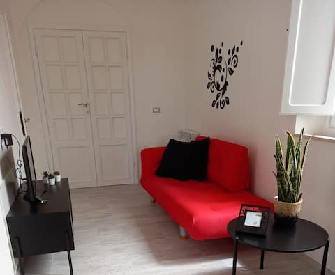 Top Airbnb: Lovely apartment near the sea in Livorno