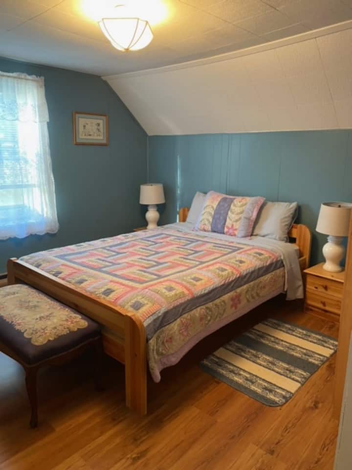 Ზემოთ ოსტატი დედოფალთან ერთად