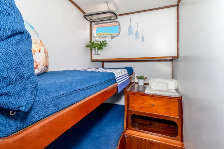 Bedroom of the "Mozzo" consisting of 2 single bunk beds