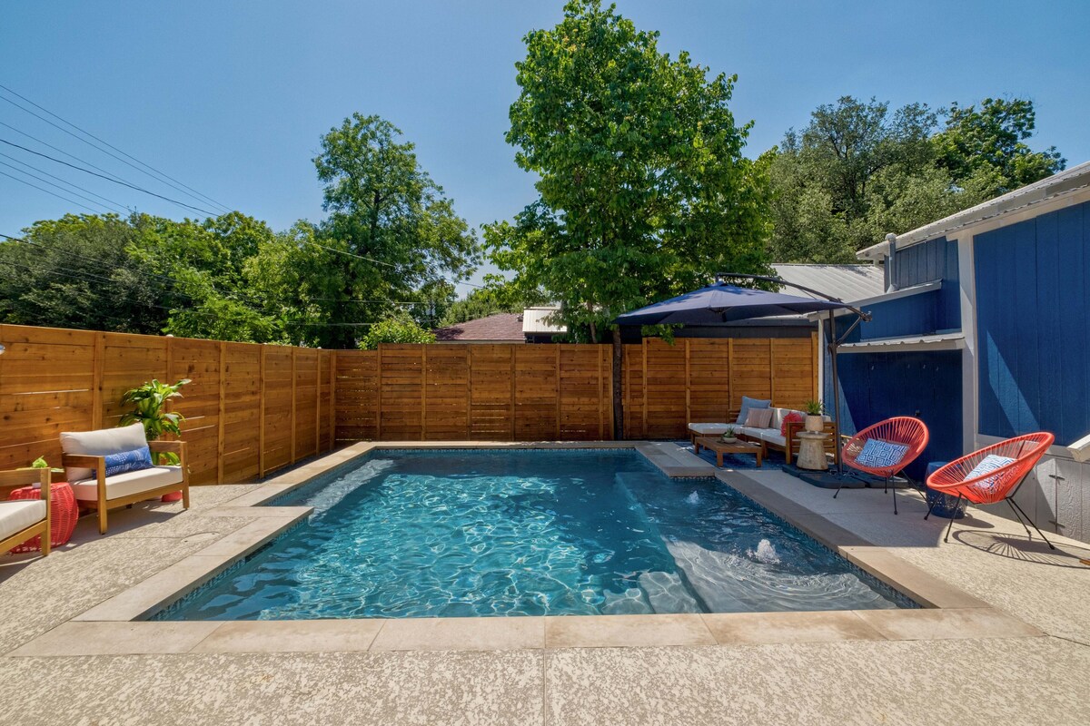 Stay In Style | Cute & Walkable Back House