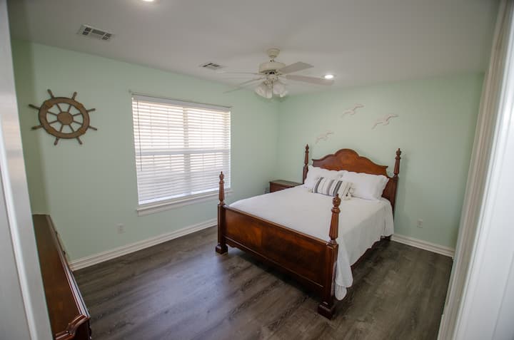 Downstairs bedroom 1