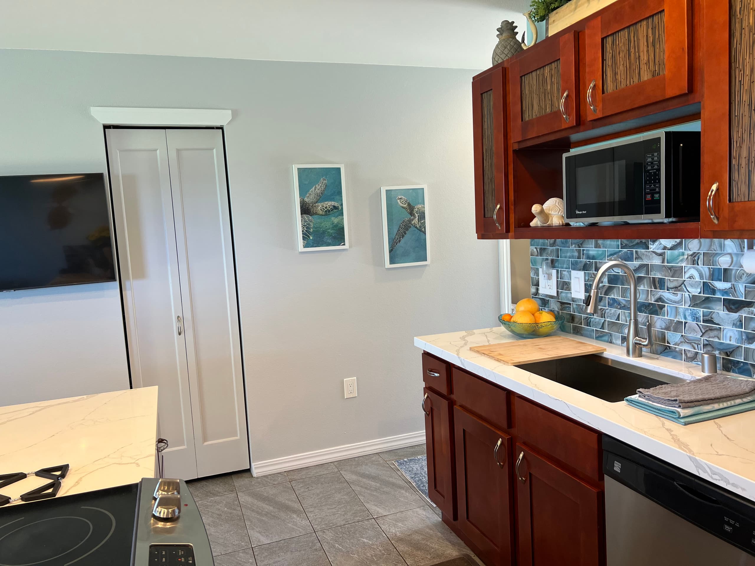 Condo in Kapaa · ★4.97 · 2 bedrooms · 2 beds · 1 private bath - Image 8