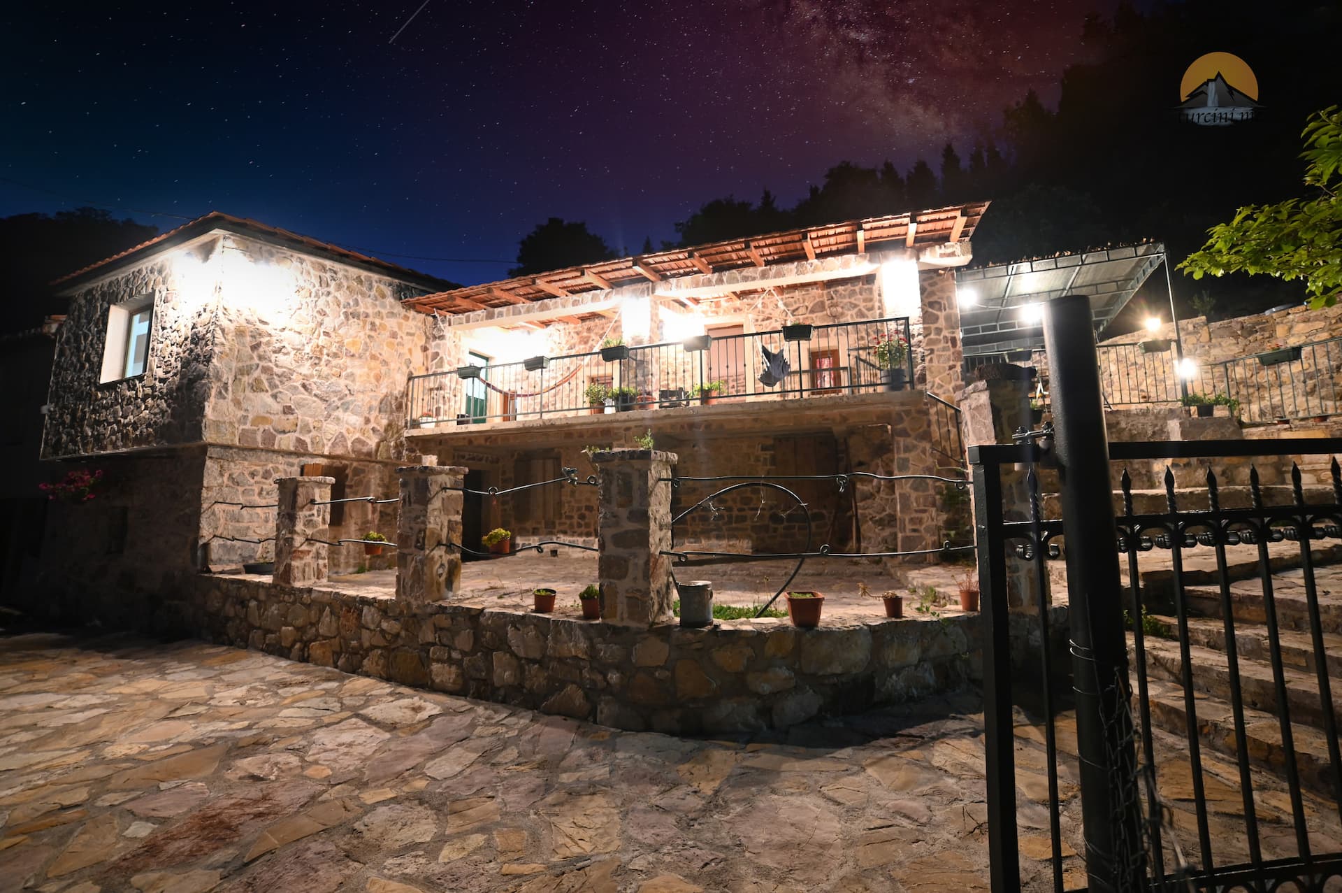 200 old house with a private pool and waterfall
