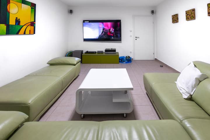 მისაღები ოთახი