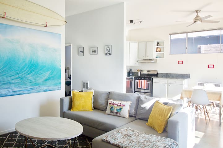 Venice Beach–Abbot Kinney District Adjacent