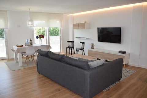 Airbnb con mejor rendimiento: New downtown apartment near the sea en Vilagarcía De Arousa