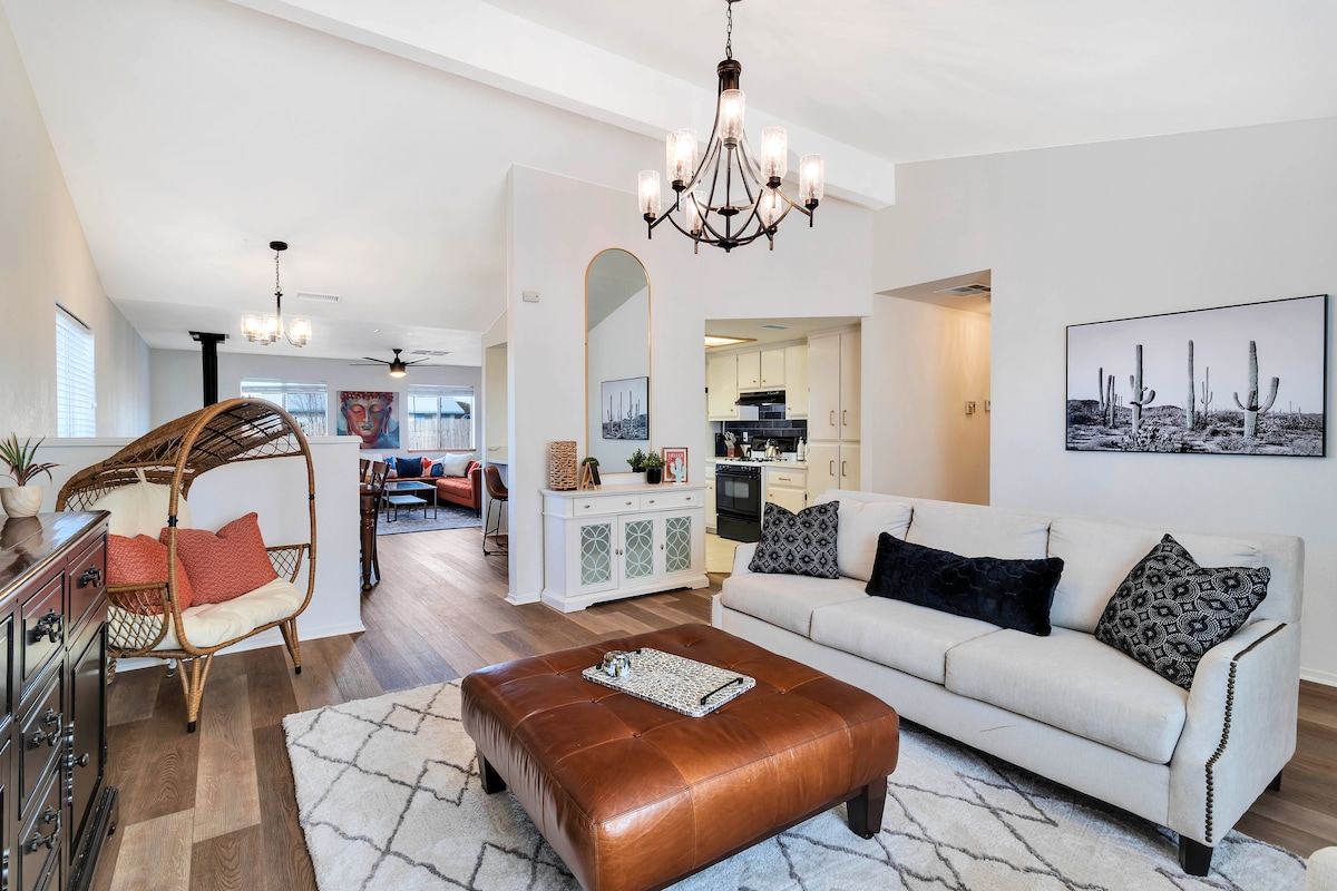 Popular Airbnb listing: Indian Cove Retreat | Fire Pit, Pets, Stargaze in Twentynine Palms