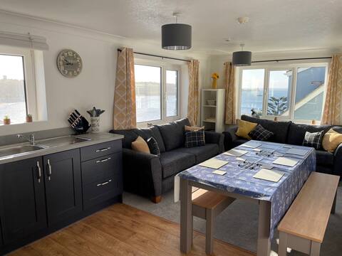 Puffin View 3 Bed Apartment With Stunning Views