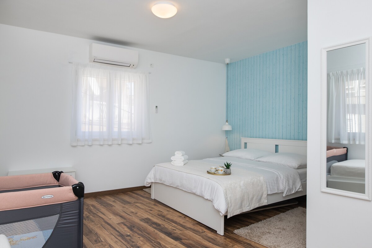 Спална соба 1