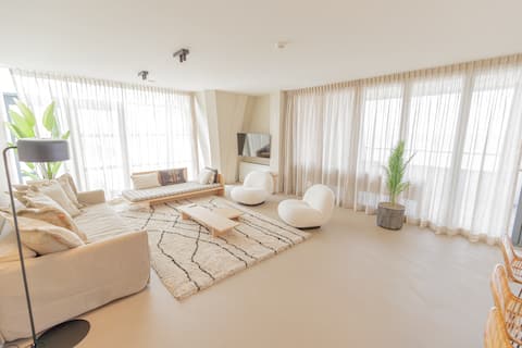 Presidential Sea View Apartment @ Poort Beach